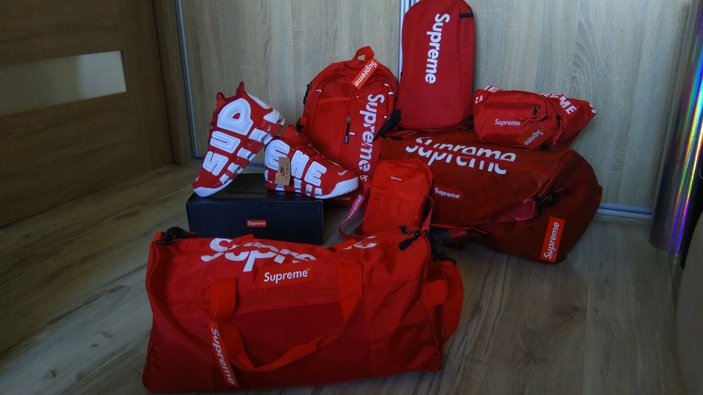 2017 SUPREME duffle bag red