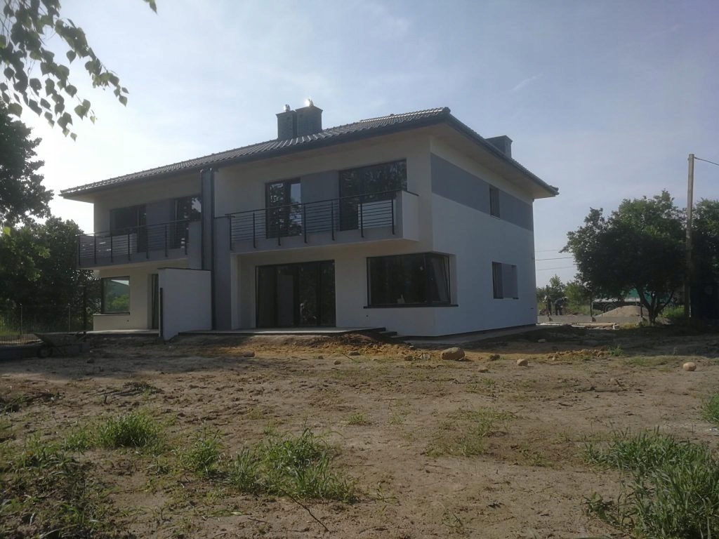 Dom, Brwinów, Brwinów (gm.), 142 m²