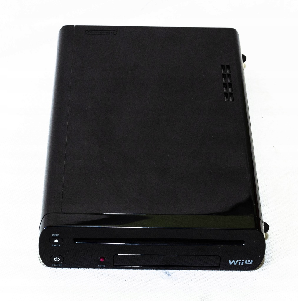 Konsola Nintendo Wii U 32GB + PAD PRO WAWA