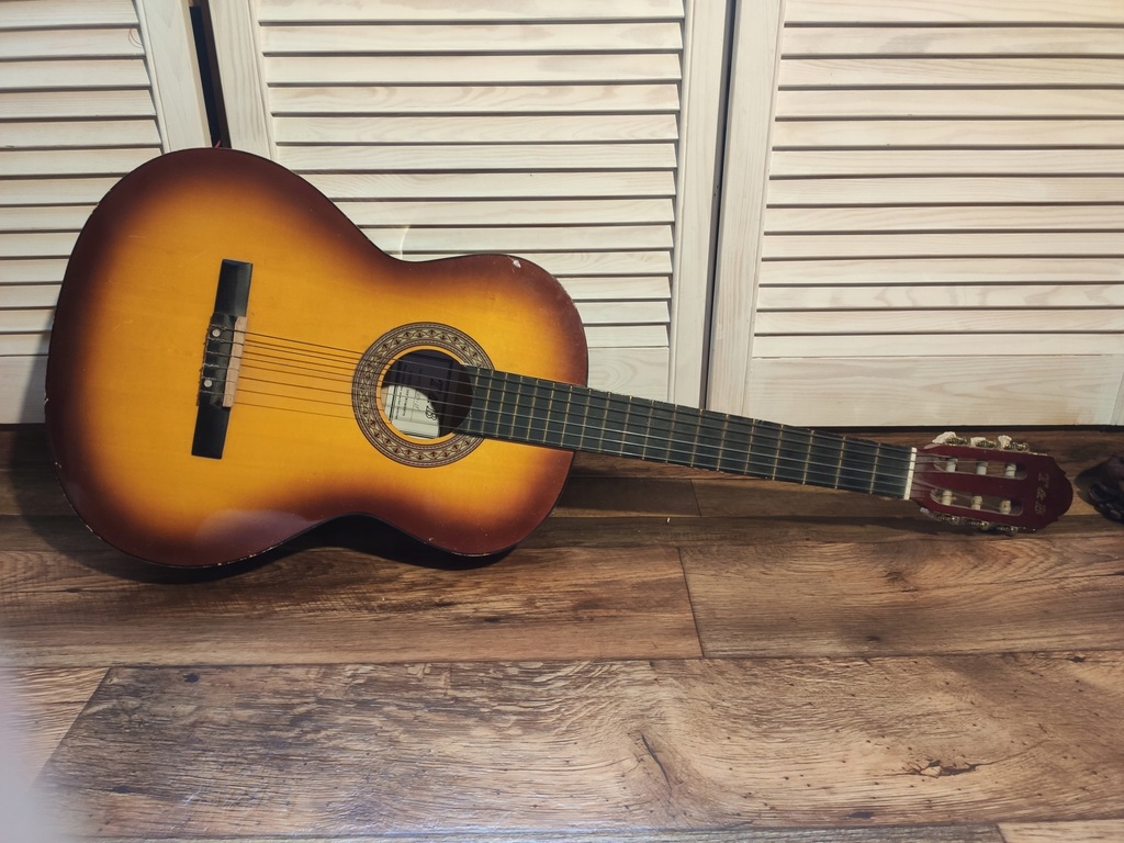 Gitara klasyczna T&B AC851