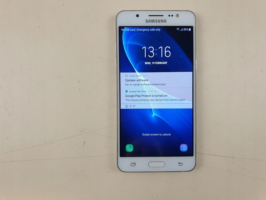 Samsung Galaxy J5 16GB (2139758)