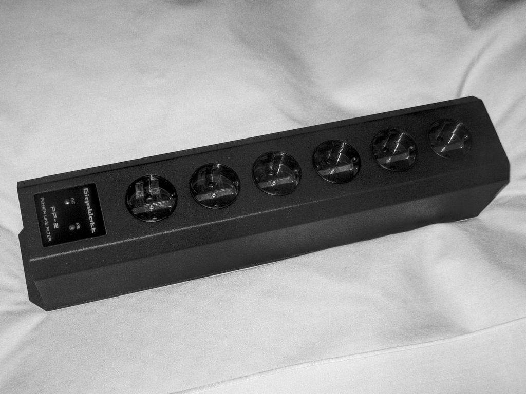 GIGAWATT PF-2 MK2 LISTWA ZASILAJĄCA
