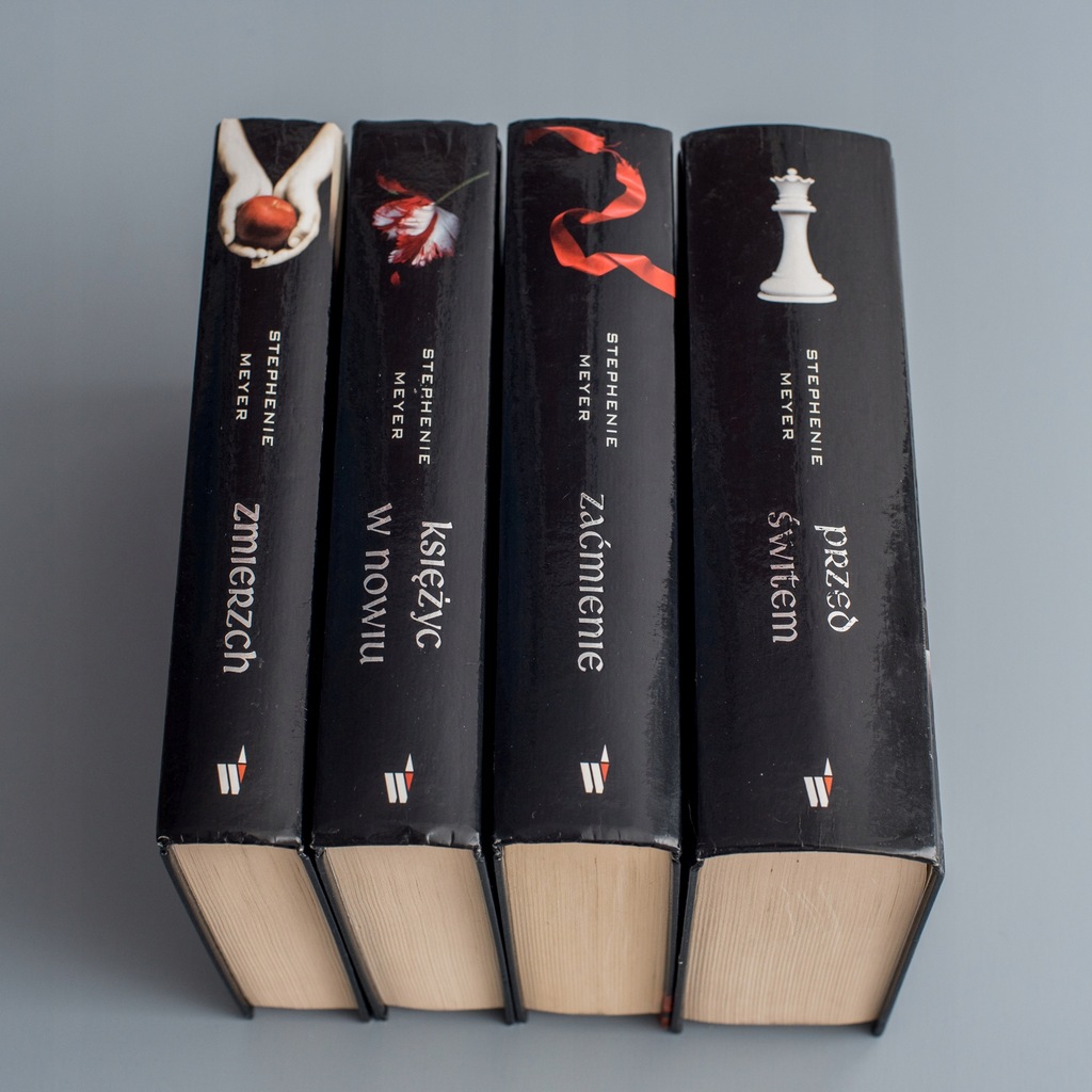 Saga Zmierch 4 Tomy Stephanie Meyer Twarda Oprawa 7793141541 Oficjalne Archiwum Allegro