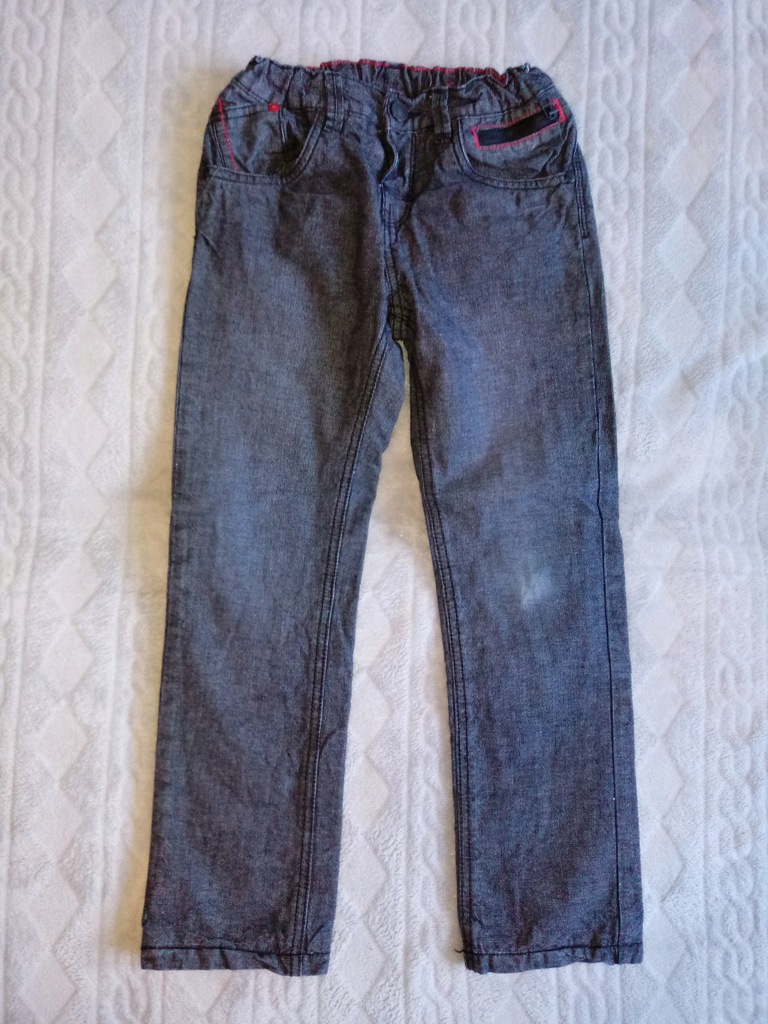 Spodnie 122 jeansowe chłopięce lekko ocieplane