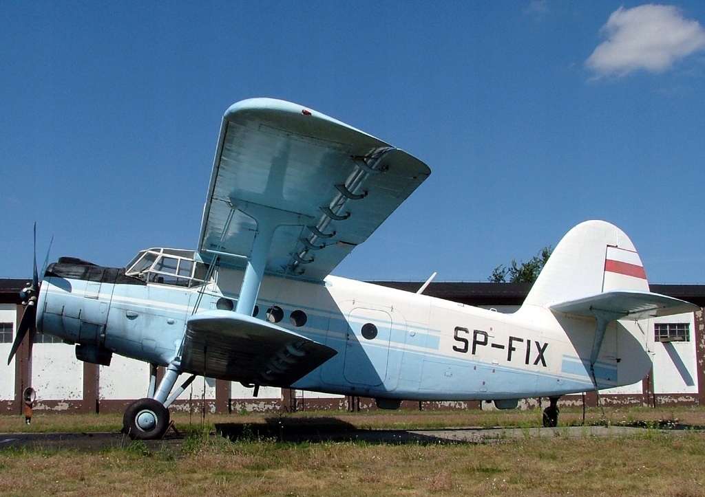 Купить Самолет Антонов Ан-2: отзывы, фото, характеристики в интерне-магазине Aredi.ru