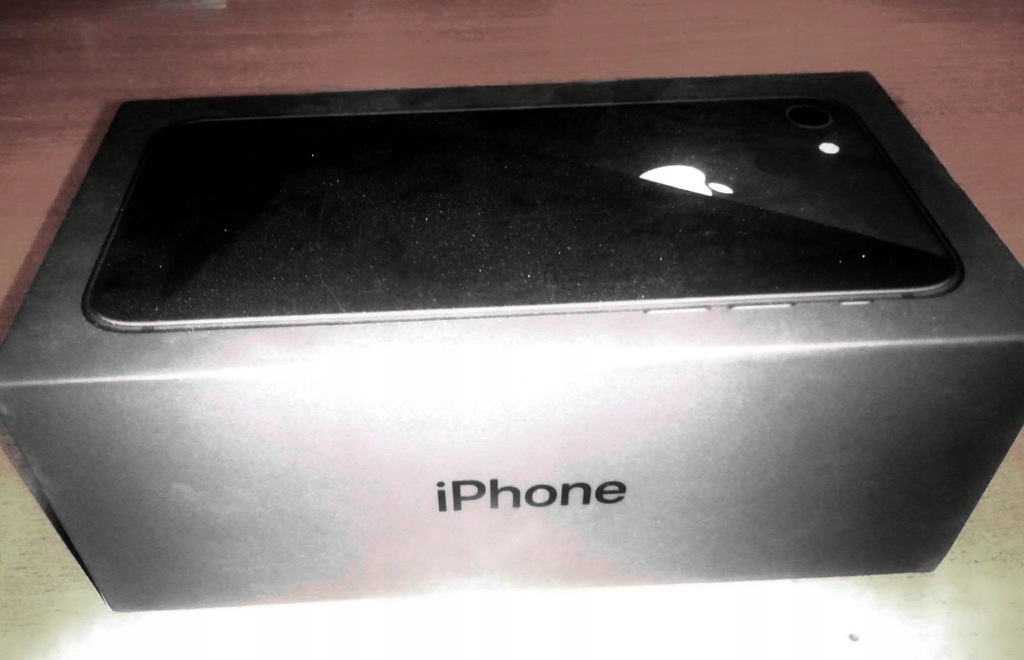 iPhone 8 (64Gb) - akcesoria, pudełko