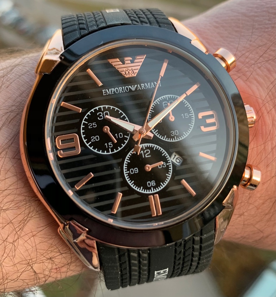 piękny zegarek męski Emporio Armani BCM 24h