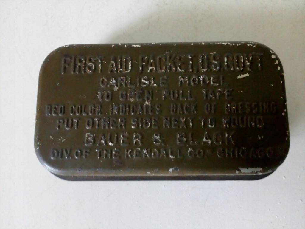 Metalowe pudełeczko pierwszej pomocy U.S. ARMY