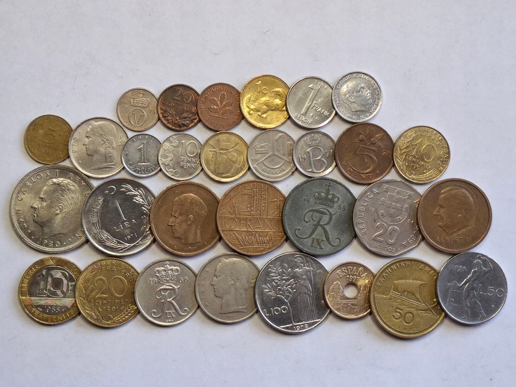 Europa 30 monet ciekawy mix -Nr0615