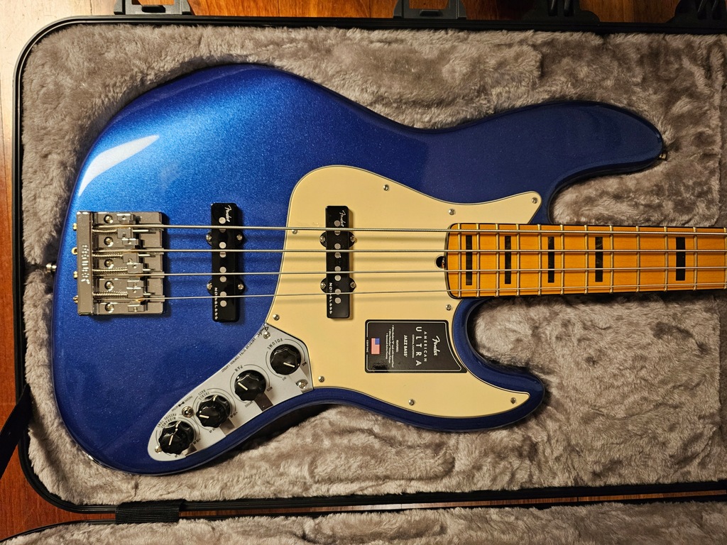 Fender American Ultra Jazz Bass