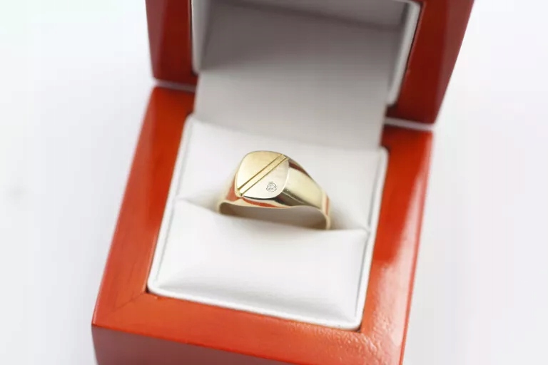 ZŁOTY SYGNET CYRKONIA P585 R26 W. 3,80G