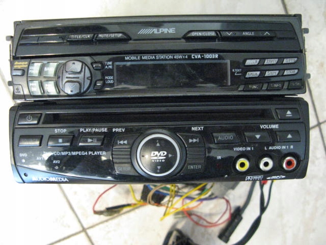 DVD ALPINE CVA-1003R + MULTIMEDIA CAR AUDIO