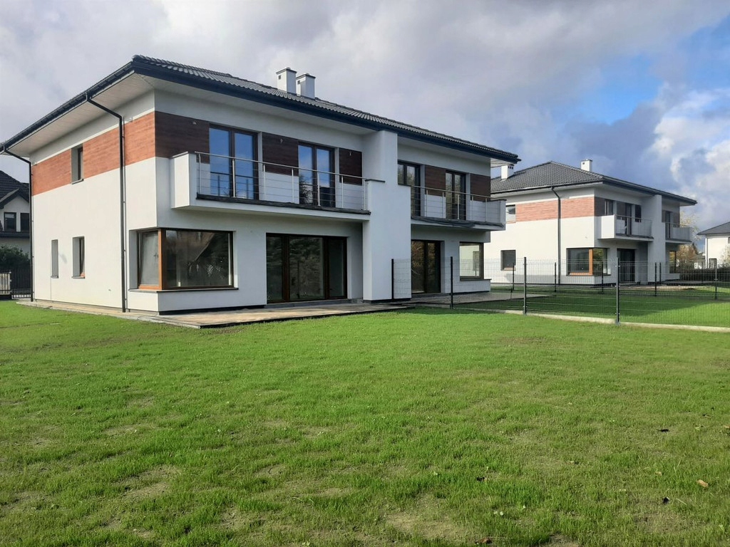 Dom, Piaseczno, Piaseczno (gm.), 142 m²