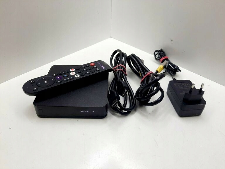 DEKODER PLAY NOW TV BOX + PILOT OKABLOWANIE