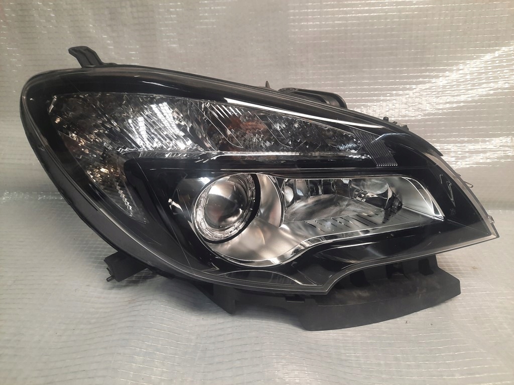 opel mokka a 2012- lampa przod xenon prawy europa