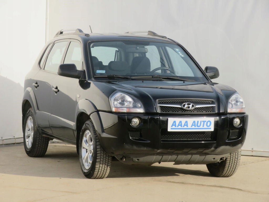 Купить Hyundai Tucson 2.0 i , Польский автосалон, Дилерский сервис: отзывы, фото, характеристики в интерне-магазине Aredi.ru