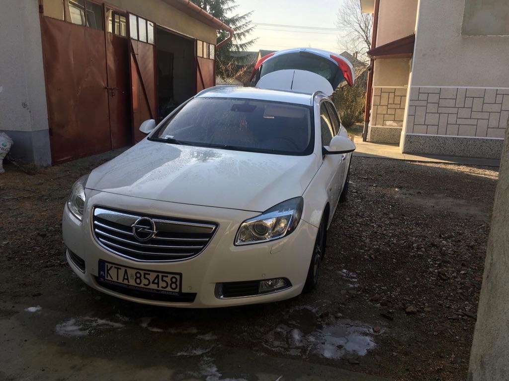 Opel Insignia COSMO TOUR