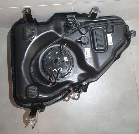 Mazda Cx7 2.2 Diesel Zbiornik Adblue Bosch R2Ax202 - 8792536831 - Oficjalne Archiwum Allegro