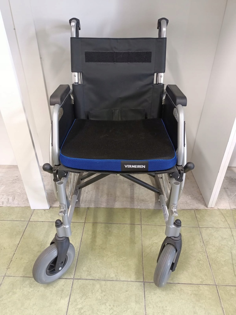 Wózek inwalidzki ręczny Vermeiren K2301/22