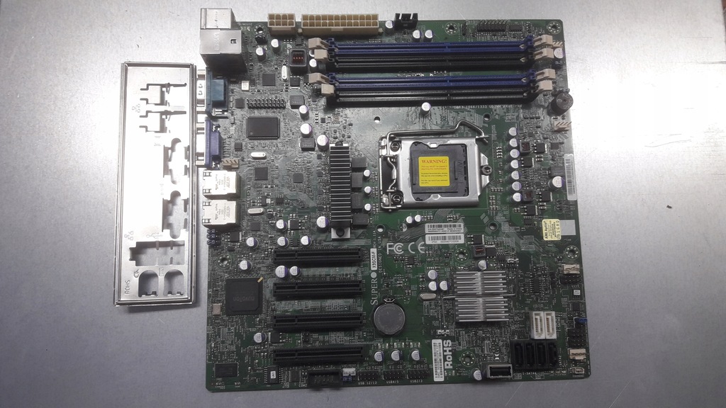 SUPERMICRO X9SCM-F używana, back panel