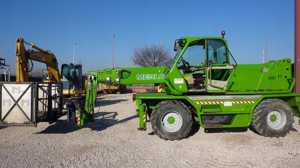 Ładowarka teleskopowa obrotowa MERLO 45.21 7843850585 oficjalne