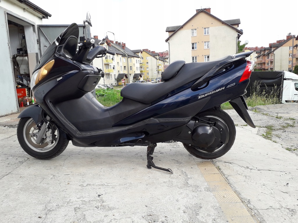 Suzuki Burgman 400 K4 Suzuki Burgman 400 K4 Suzuki Burgman 400 K4