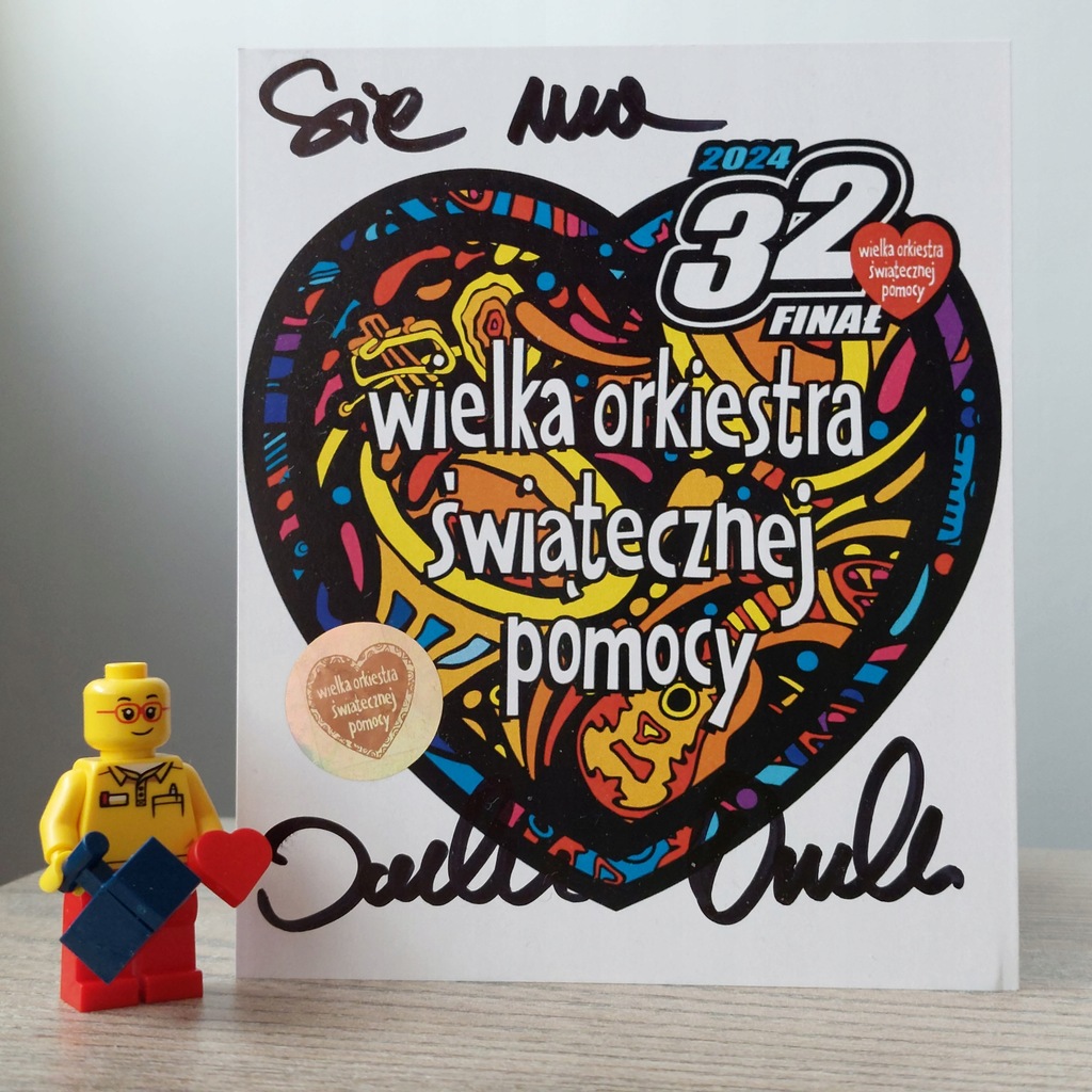 Minifigurka LEGO Jurek Owsiak z autografem nr 1 od Mateusz buduje