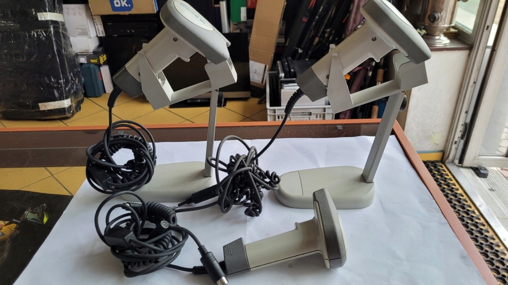 CZYTNIK SKANER KODÓW PSC QUICK SCAN PLUS QS6-2100