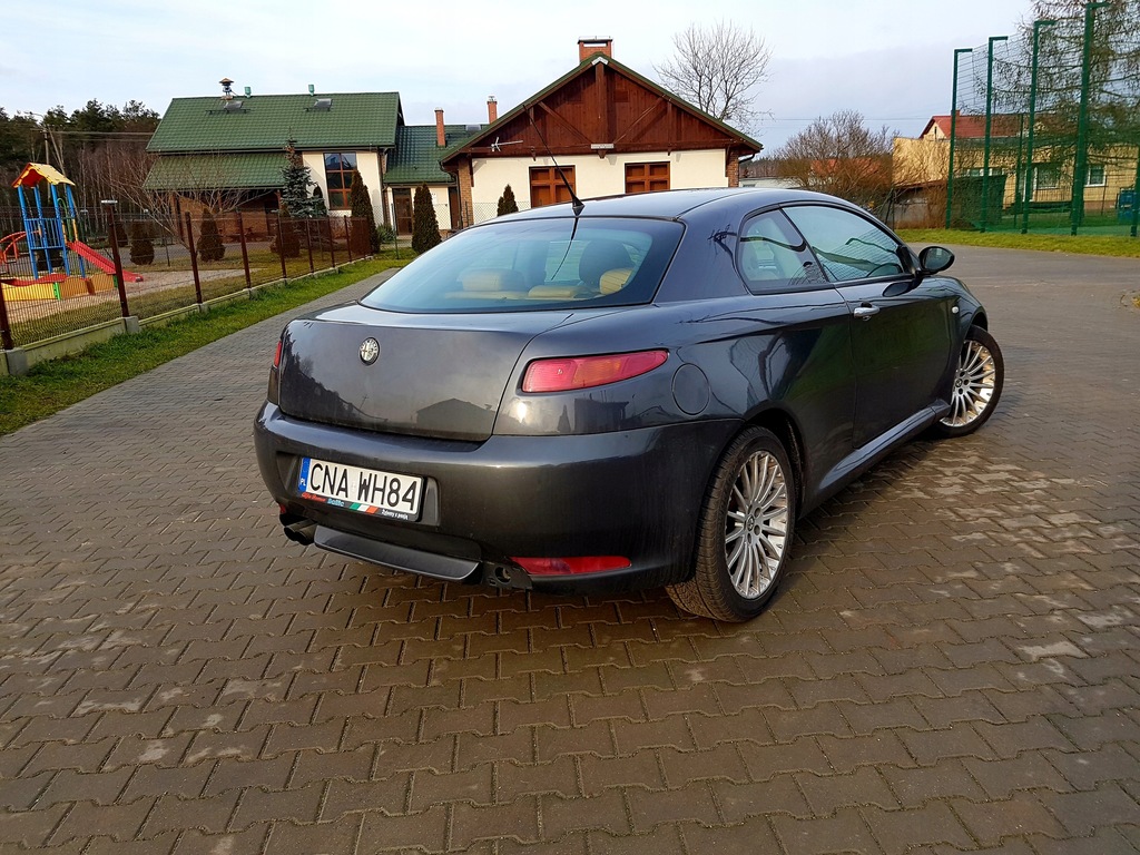 Купить ALFA ROMEO GT (937_) 1.9 JTD 165 л.с.: отзывы, фото, характеристики в интерне-магазине Aredi.ru