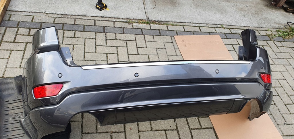 JEEP GRAND CHEROKEE WK2 ZDERZAK TYLNY - 13941940608 - oficjalne ...