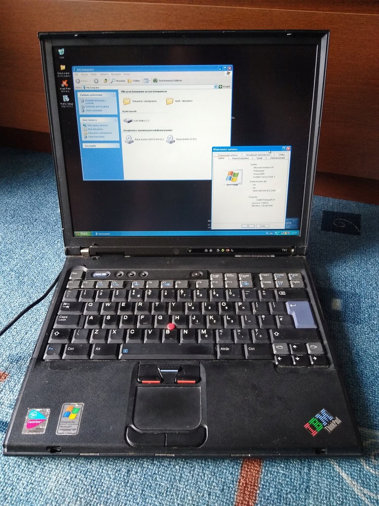 Retro laptop IBM ThinkPad T41 80GB Centrino 1,5GHz