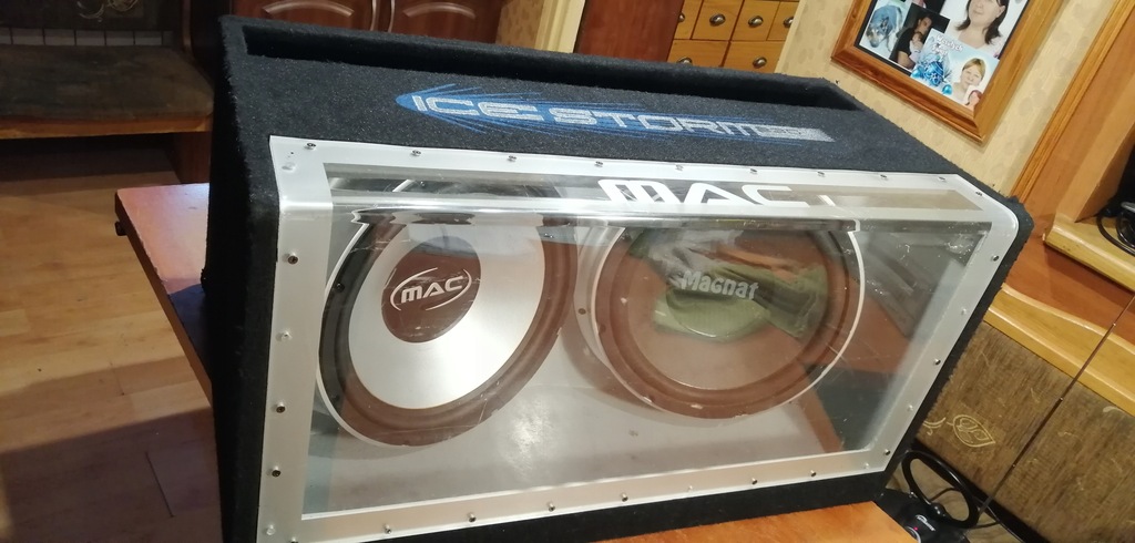 Seattle weather. Storms make trees take deeper roots. Nigo asap rocky arya. Roy t. Шторм в атлантике 12 баллов.