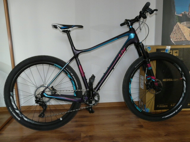 Carbon 27,5 Giant LIV /XT/ FOX Manetka AIR Paragon