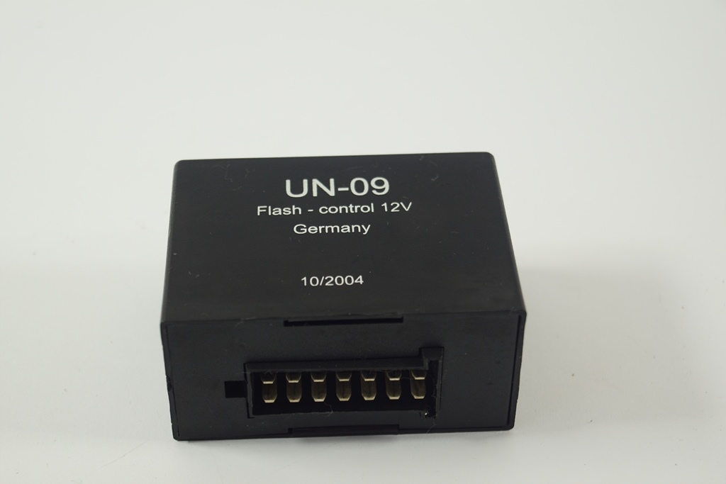 Moduł haka UN-09 Flash-control 12V