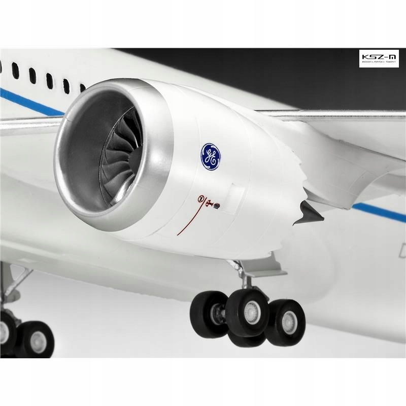 Купить REVELL 04261 - Боинг 787-8 Dreamliner 1:144: отзывы, фото, характеристики в интерне-магазине Aredi.ru