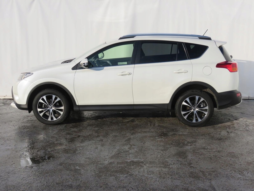 Купить Toyota RAV 4 2.0 D-4D, автосалон Польша, авторизованный сервисный центр: отзывы, фото, характеристики в интерне-магазине Aredi.ru