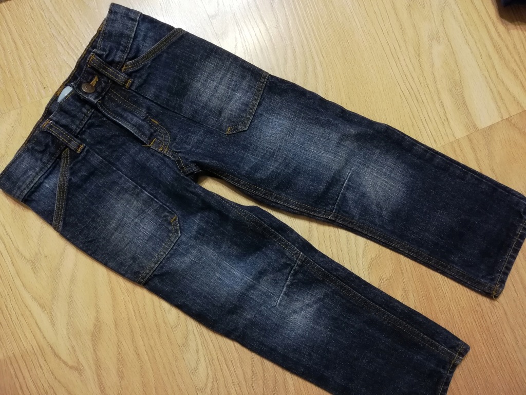 Baby GAP fajne spodnie jeansowe 110