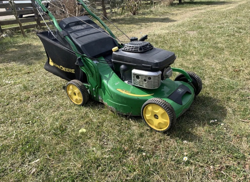 Lawnmower John Deere Jx90 2020 John Deere JS63V Residential Walk