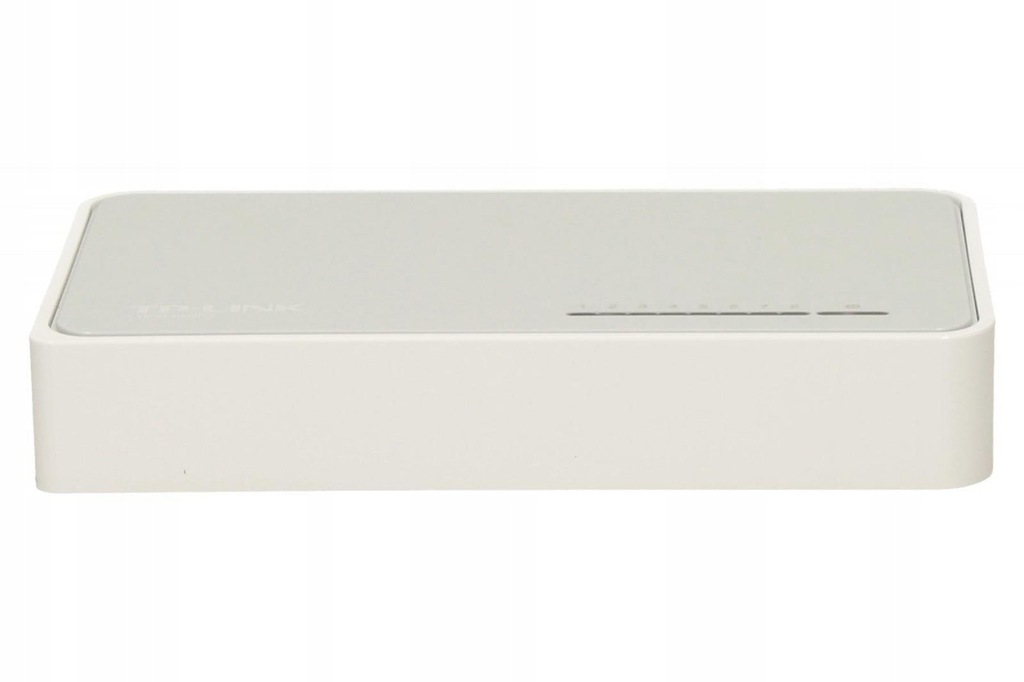 SF1008D switch L2 8x10/100 Desktop