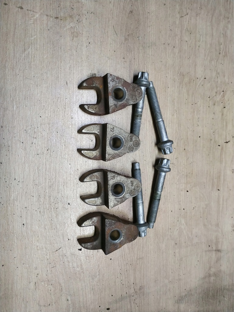 Uchwyt Łapka wtrysku 1.6 E-HDI Continental 508 11r