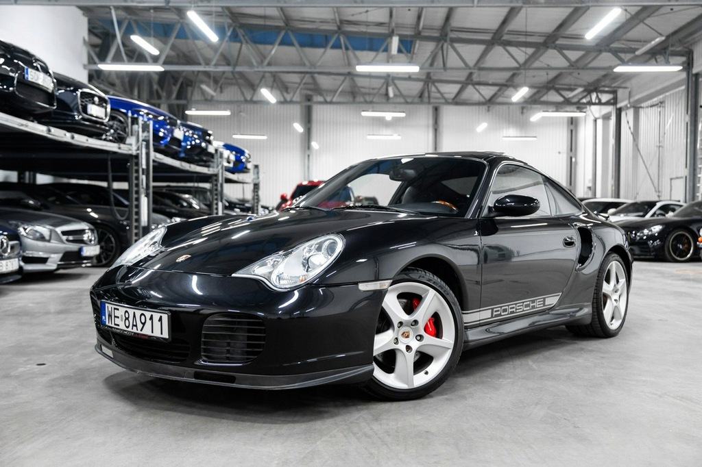 Porsche 911 turbo 420KM.