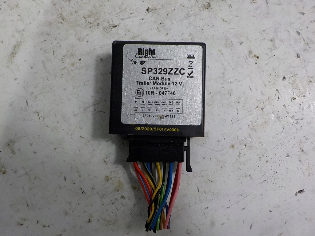 MODUŁ STEROWNIK HAKA 10R-047746 CAN BUS TRAILER MODULE 12V