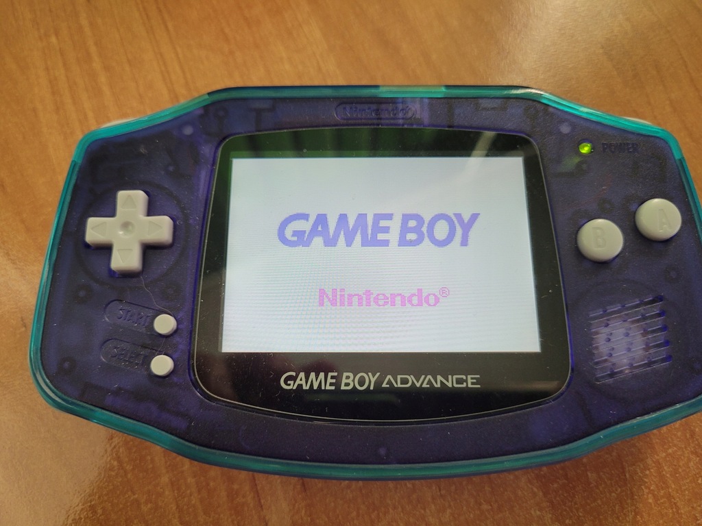 Game Boy Advance zmodowany