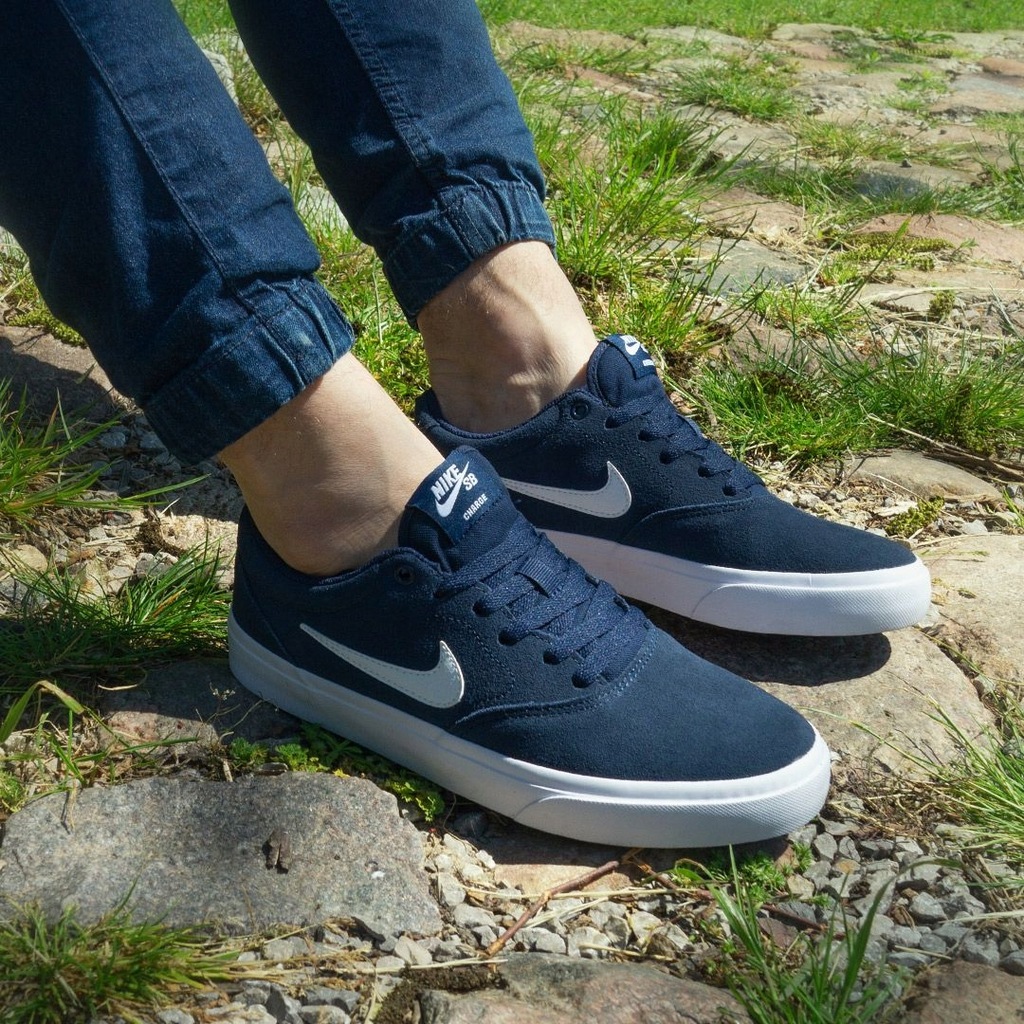 РљРµРґС‹ Nike SB charge CNVS