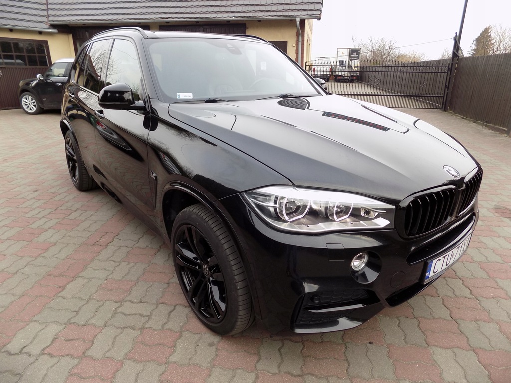 BMW X5 F15 M50D 381 KM DIGITAL BEZWYPADKOWY