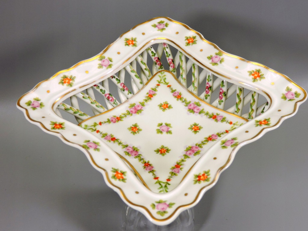 Koszyk patera ażur porcelana kwiaty złoto antyk