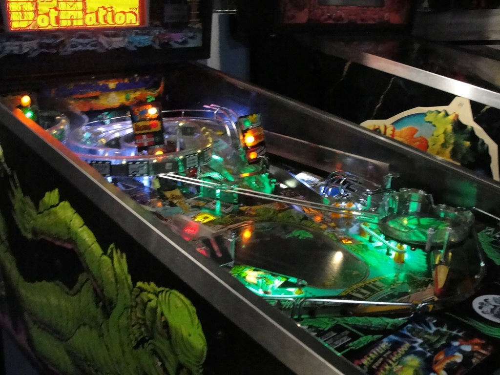 FLIPPER FLIPER CREATURE FROM THE BLACK LAGOON 8569974099 oficjalne archiwum Allegro