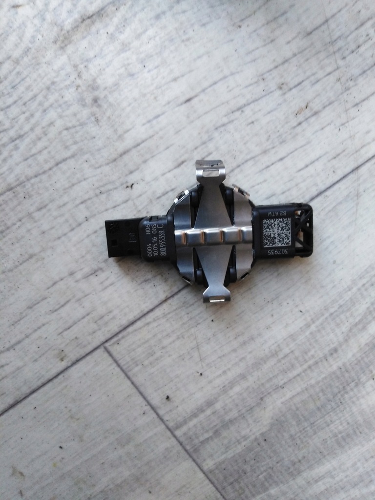 Audi A6 C7 CZUJNIK SENSOR DESZCZU 8U0955559C