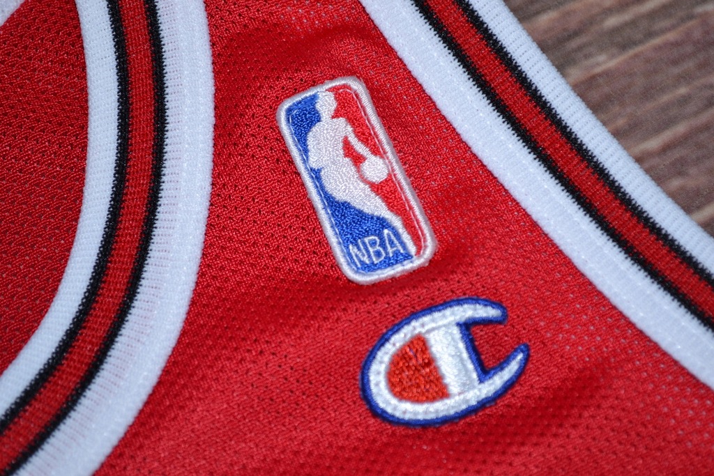 Купить ФУТБОЛКА CHAMPION CHICAGO BULLS 23 JORDAN NBA S: отзывы, фото, характеристики в интерне-магазине Aredi.ru