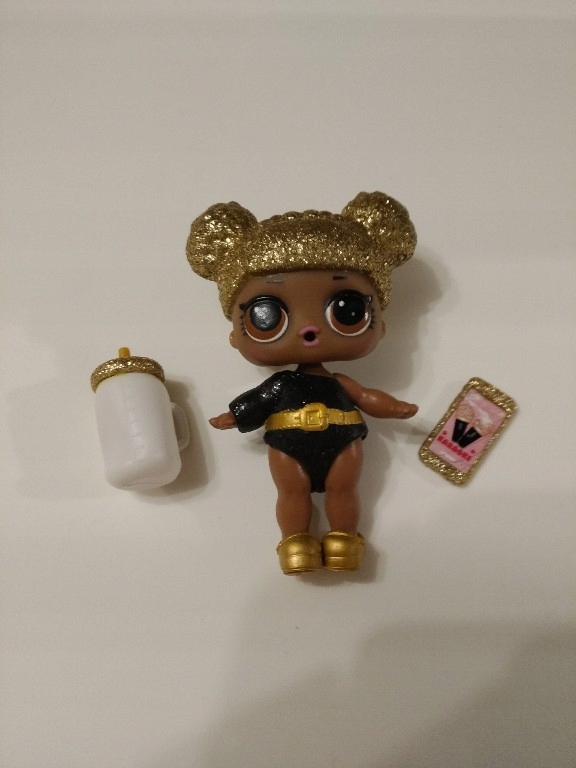 lol surprise bee queen